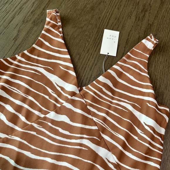 a new day Sleeveless V-Neck Slip Dress Size Medium - Picture 4 of 11